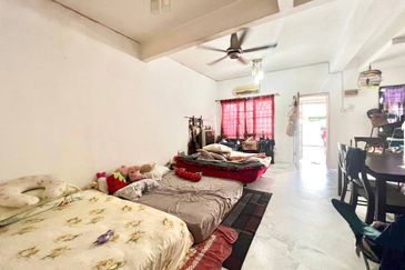 Seksyen 2 Bandar Bukit Mahkota