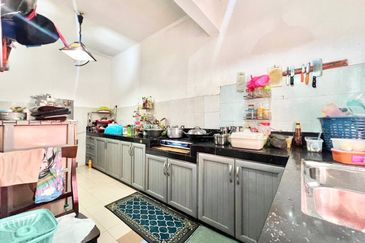 Seksyen 2 Bandar Bukit Mahkota