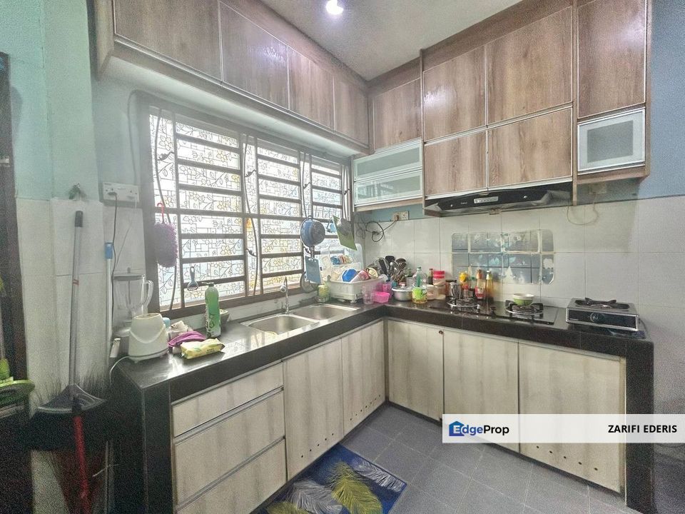Renovated & Extended Unit Single Storey Terrace House Bandar Putera 2 Klang For Sale, Selangor, Klang