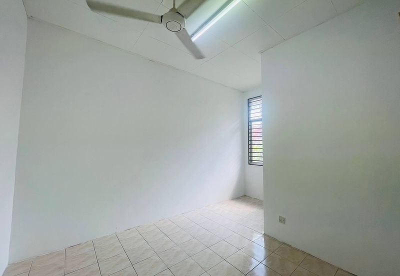 Jln SP 2/16 @ Bandar Saujana Putra