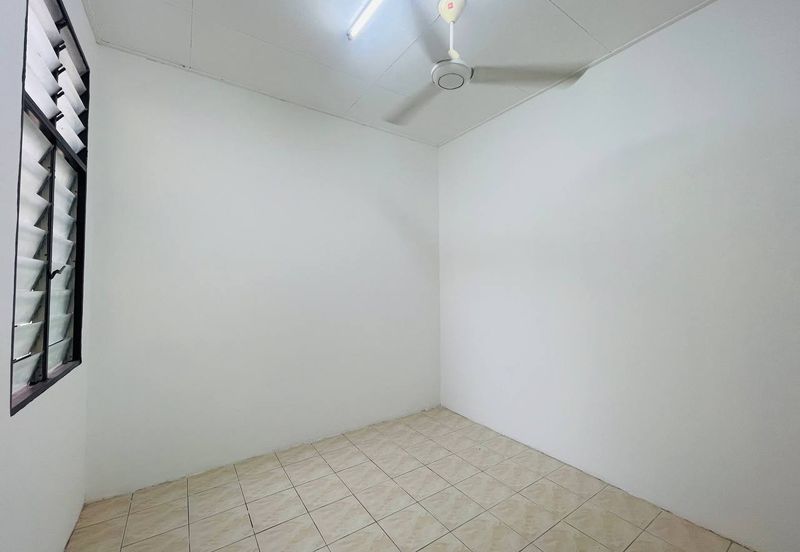 Jln SP 2/16 @ Bandar Saujana Putra