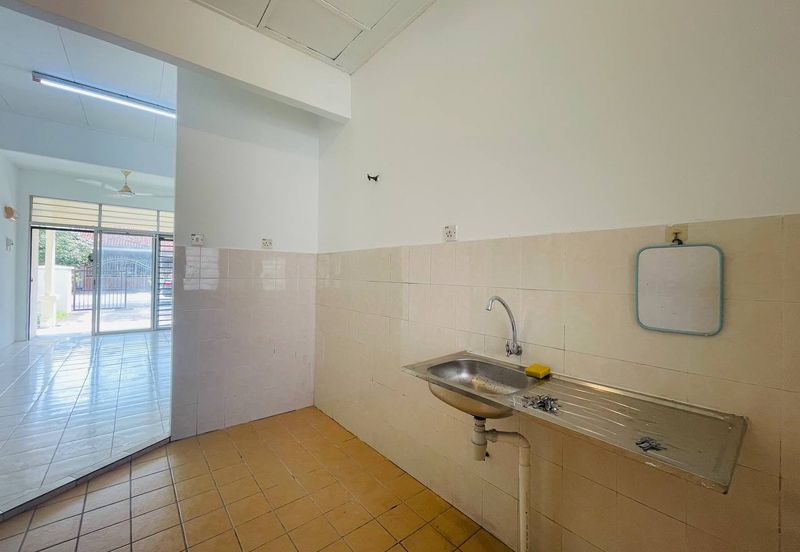 Jln SP 2/16 @ Bandar Saujana Putra