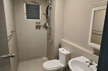 PR1MA Lakefront Homes