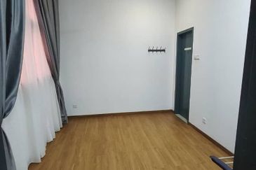 PR1MA Lakefront Homes