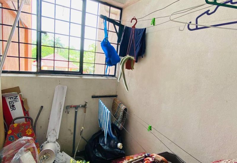 Pangsapuri Putra Damai