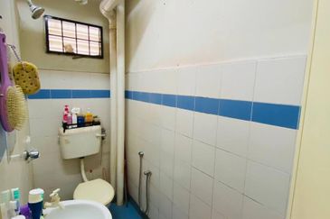 Pangsapuri Putra Damai