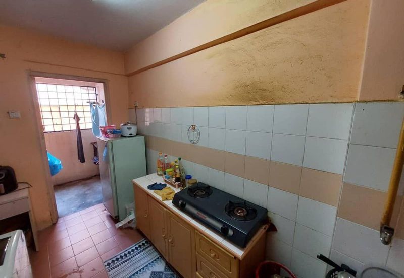 Pangsapuri Putra Damai