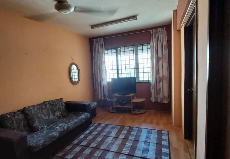 Pangsapuri Putra Damai