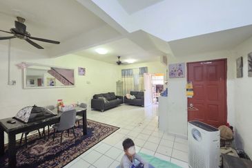 Jalan SP 6 @ Bandar Saujana Putra