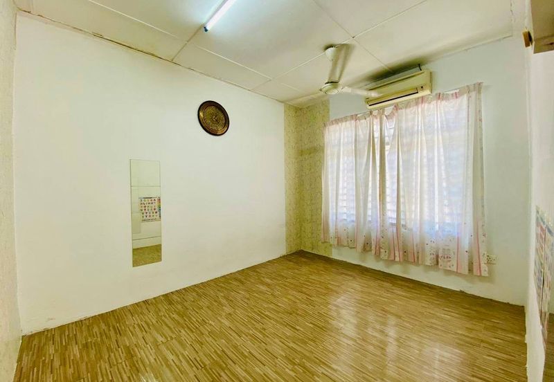 Taman Pinggiran Cyber