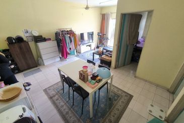 Apartment Desa Peransang
