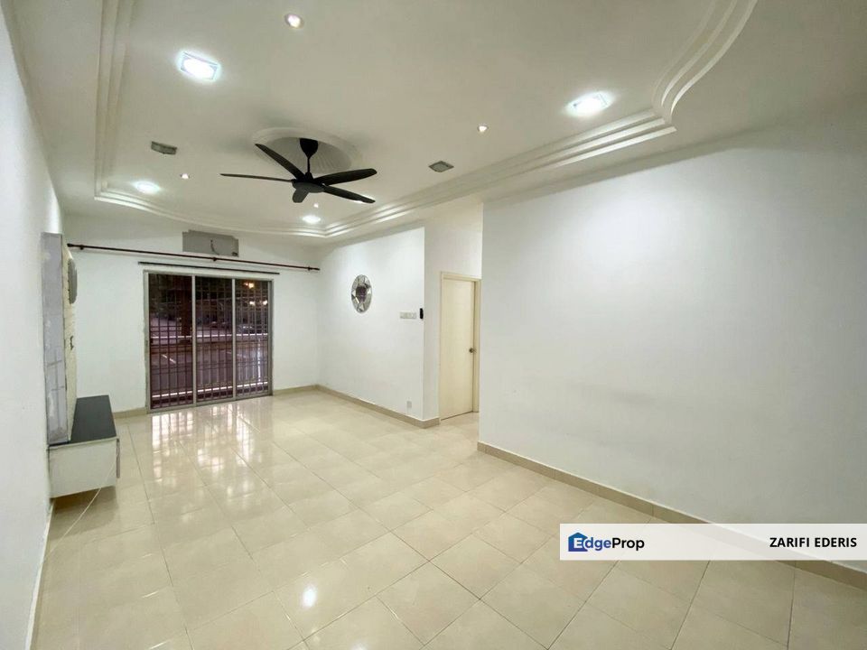 Ground Floor Unit ✔ 2 Parking 3 Bedrooms Kristal Heights Condo Shah Alam For Sale, Selangor, Shah Alam