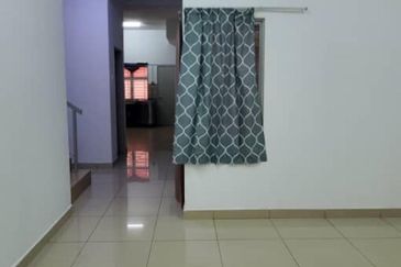 Jln SP 2/16 @ Bandar Saujana Putra