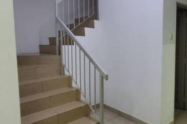 Jln SP 2/16 @ Bandar Saujana Putra