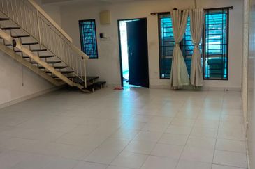 Jalan SP 8 @ Bandar Saujana Putra