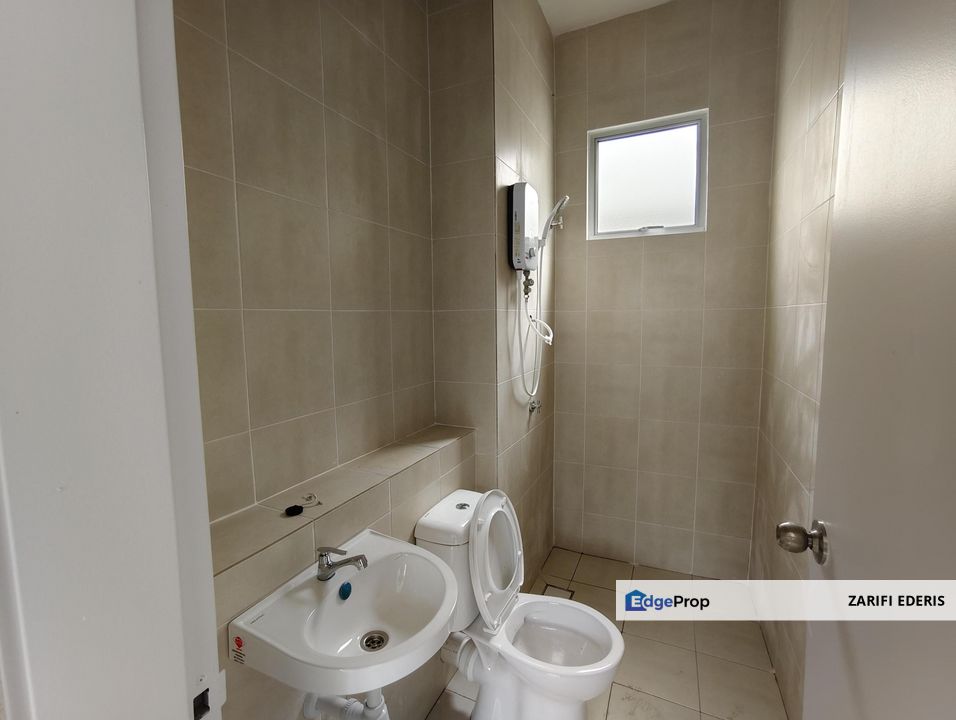 LOWEST PRICE BELOW MARKET PRICE 3 Bedrooms Freehold Residensi Adelia 3 Bangi Avenue For Sale, Selangor, Hulu Langat