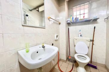 Pangsapuri Mawar Sari