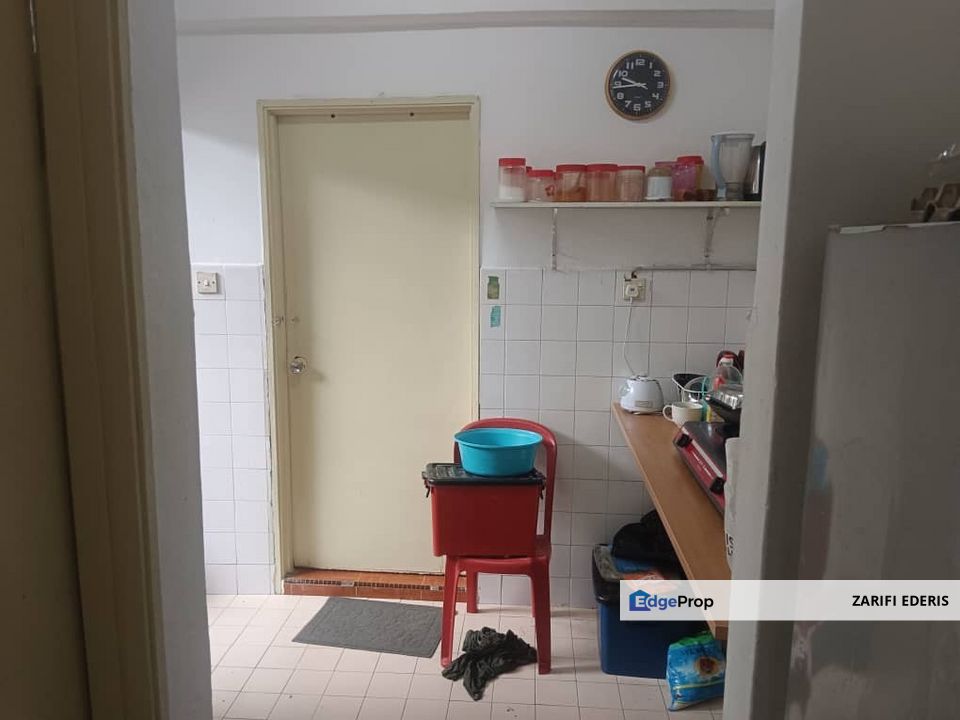 Freehold Strategic Location Matured Area Shop Apartment Jalan Bandar 12 Near Lotus's Puchong For Sale, Selangor, Bandar Puteri Puchong