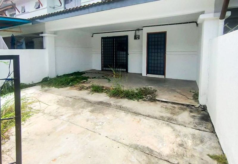 Jln SP 2/16 @ Bandar Saujana Putra