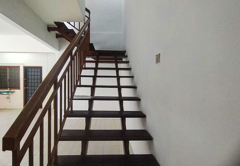 Jln SP 2/16 @ Bandar Saujana Putra