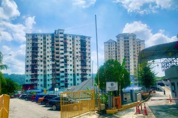 Pangsapuri Kenanga Sari