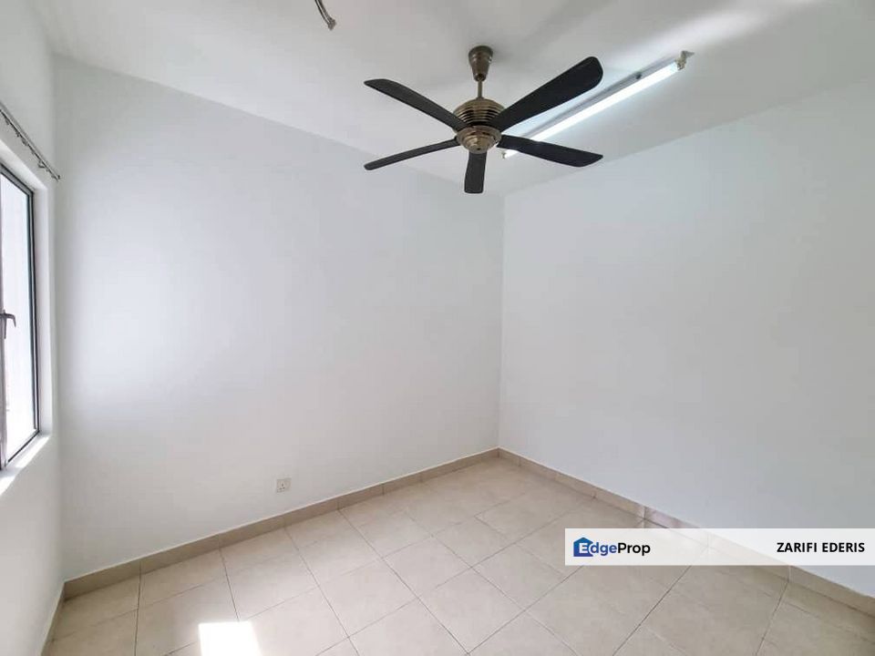 Termurah & Prime Location Pangsapuri Kristal Heights Seksyen 7 Shah Alam For Sale, Selangor, Shah Alam