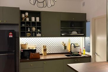 Tuan 2egacy (Tuan Residency 2)