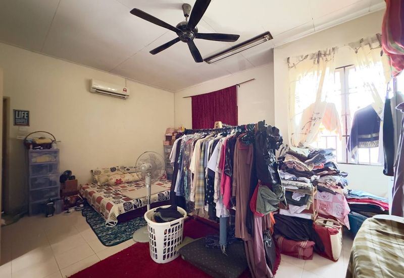 Persiaran Puncak Alam 1 