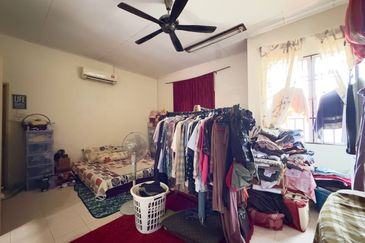 Persiaran Puncak Alam 1 