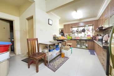 Persiaran Puncak Alam 1 