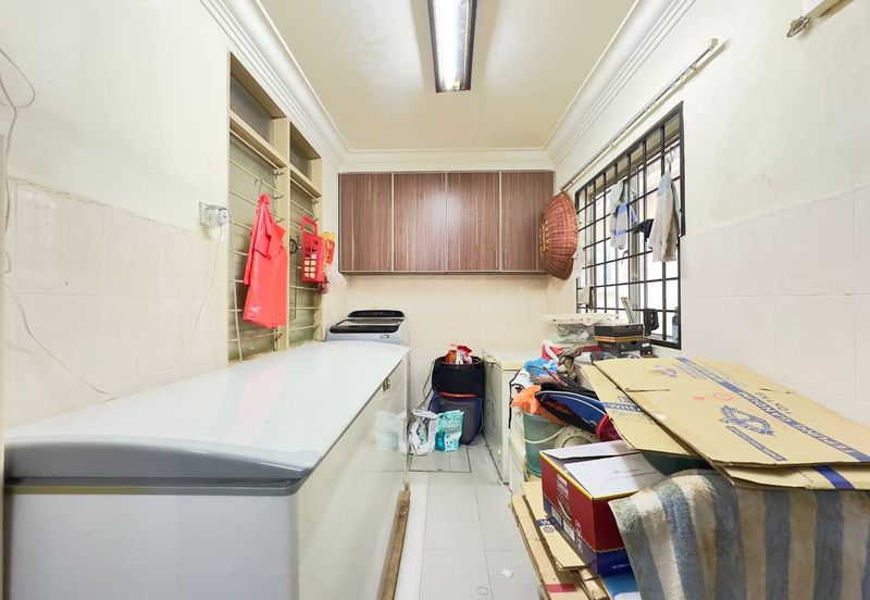 Persiaran Puncak Alam 1 