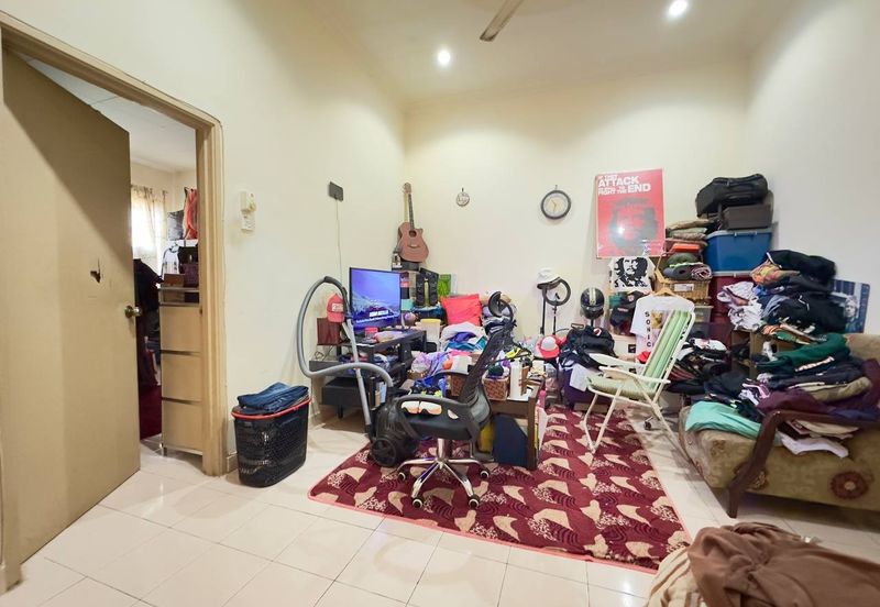 Persiaran Puncak Alam 1 