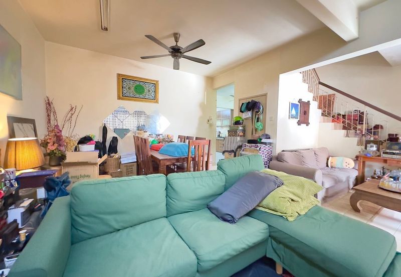 Persiaran Puncak Alam 1 