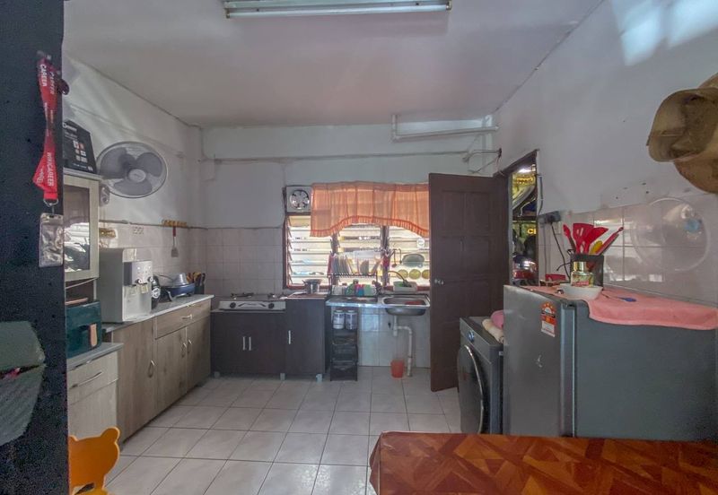 Gugusan Teratai, Seksyen 6 Kota Damansara