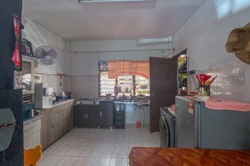 Gugusan Teratai, Seksyen 6 Kota Damansara