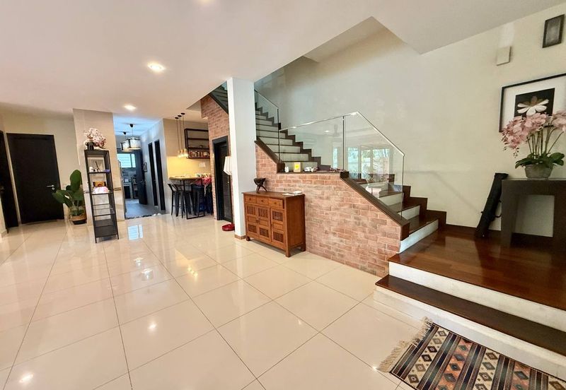 Bangi Lakehill Villas