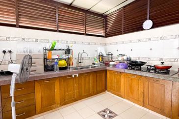 Pusat Bandar Putra Permai