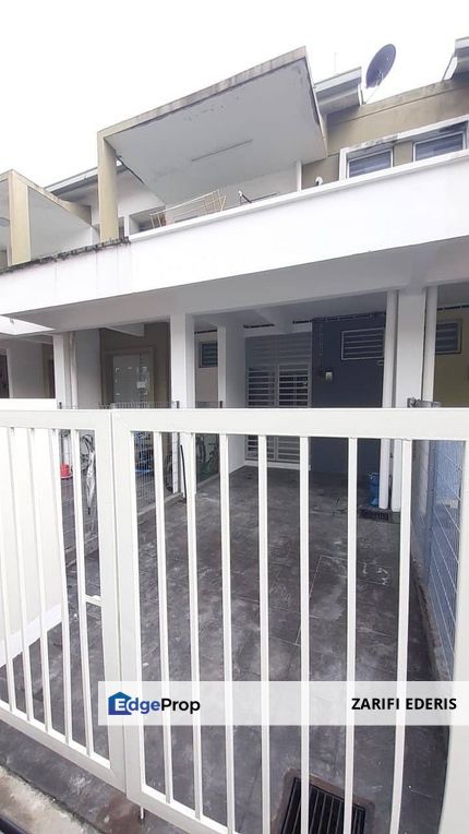 Semi Furnished 🏡 Strata Title Ready ✅ Lower Unit Pearl Villa Townhouse at SP4 Bandar Saujana Putra For Sale, Selangor, Bandar Saujana Putra