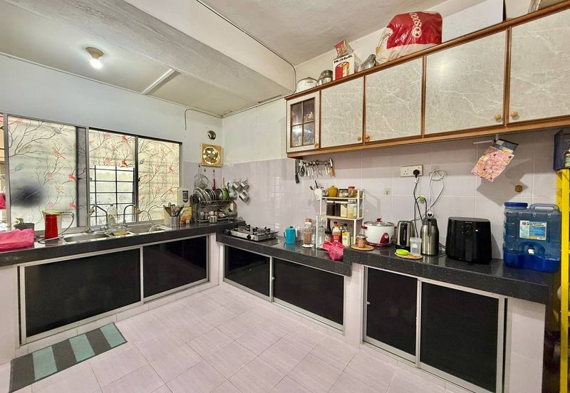 Taman Kinrara Seksyen 2