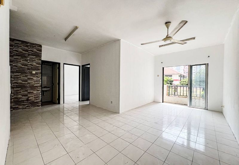 Vista Pinggiran, Taman Pinggiran Putra