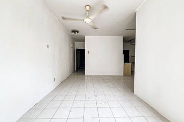 Vista Pinggiran, Taman Pinggiran Putra