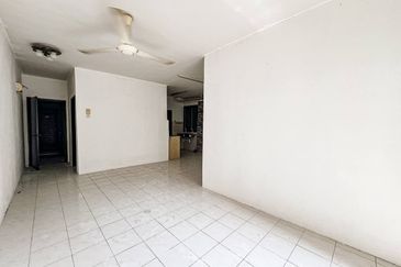 Vista Pinggiran, Taman Pinggiran Putra