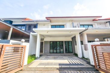 Pentas 2 @ Alam Impian