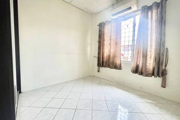 Pangsapuri Putra Impian, Taman Pinggiran Putra