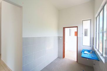 Bandar Baru Salak Tinggi