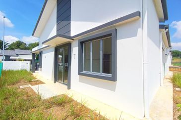 Bandar Baru Salak Tinggi