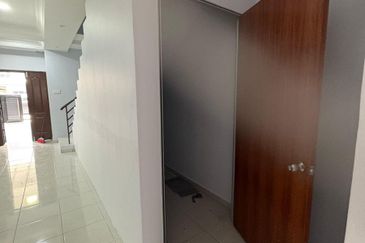 Seksyen 32, Shah Alam