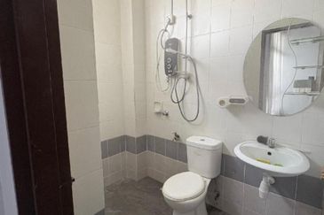 Seksyen 32, Shah Alam