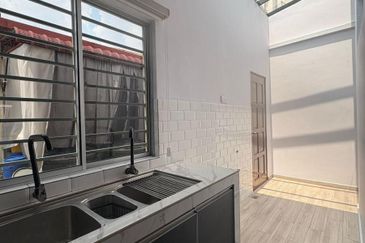 Seksyen 32, Shah Alam