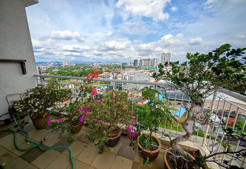 Indah Alam Condominium